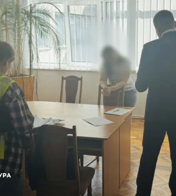 У Києві директорка та бухгалтерка ліцею підозрюються у розкраданні 10 млн грн