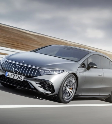 Mercedes може почати встановлювати двигуни BMW на свої автомобілі
