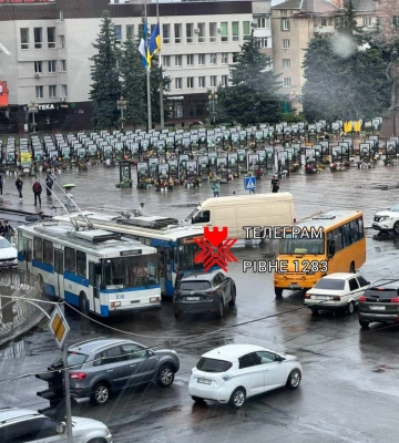 У центрі Рівного - ДТП