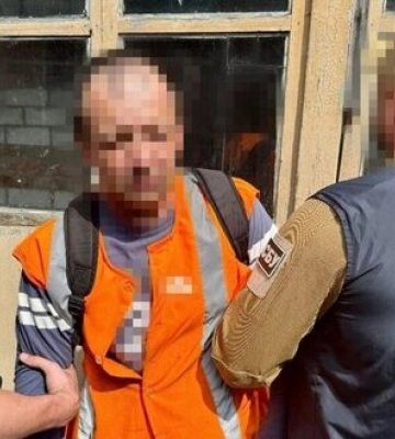 СБУ задержала железнодорожника-агента ФСБ, который шпионил за военными эшелонами на востоке Украины. ФОТО