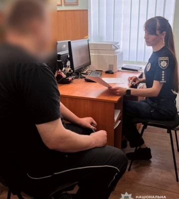 Поліція Дніпра встановила зловмисника, який повідомив про неправдиве замінування вокзалу