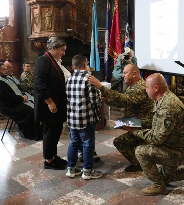У Львові відбулась церемонія вручення орденів «Хрест Героя» родинам 56 військовослужбовців