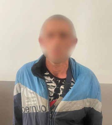 У Виноградові чоловік  намагався задушити 79-річну жінку і викрав її ноутбук