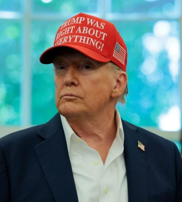 Трамп прокоментував удар по американському підприємству на Закарпатті