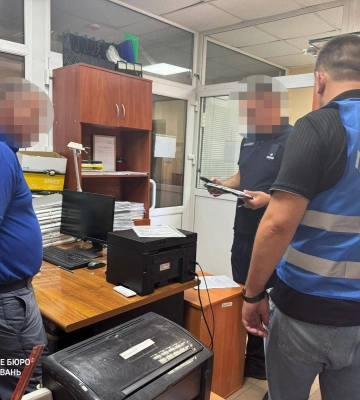 ДБР викрило посадовців Держпродспоживслужби на поборах з фермерів Миколаївщини