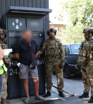 В Харькове бандиты в форме провайдера напали на дом матери военного