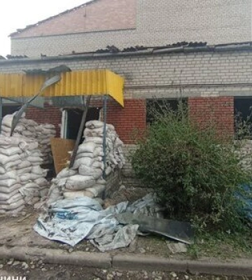 Російським ударом пошкоджено пожежно-рятувальну частину в Добропіллі. ФОТОрепортаж
