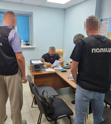 Привласнив чималі кошти на утеплення багатоквартирного будинку - викрито керівника будівельного підприємства