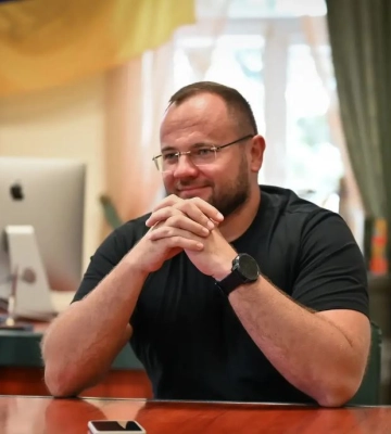 «Наш синьо-жовтий прапор завжди там, де стійкість, сила та мужність», – Луцький міський голова Ігор Поліщук