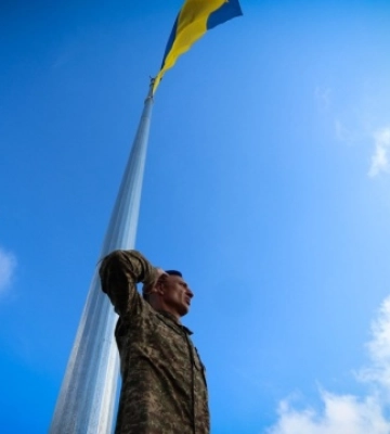 Прапор України урочисто підняли у Бучі