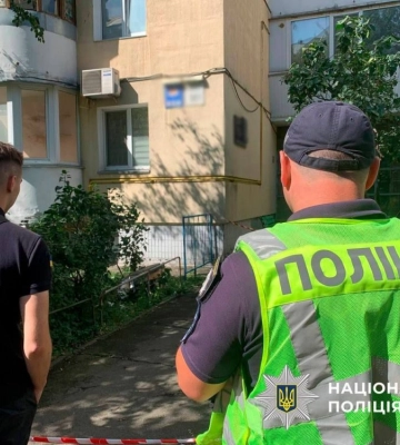 У Києві збитий «шахед» упав на дорогу (ФОТО)