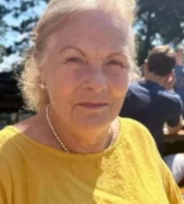Британська волонтерка, що доставляла автомобіль в Україну, загинула від атаки російського дрона