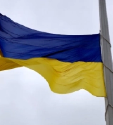 У Миколаєві підняли найбільший стяг області до Дня Державного прапора України