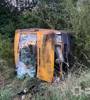На Хмельниччині внаслідок ДТП потрапив до лікарні нетверезий водій бусика