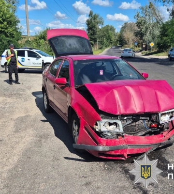 На Київщині внаслідок тарану легковиків постраждали водії та двоє літніх пасажирів. ФОТО