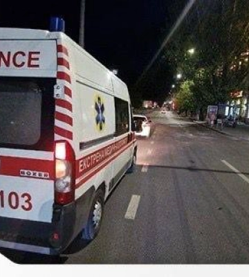 На Центральному проспекті &quot;швидка&quot; збила чоловіка