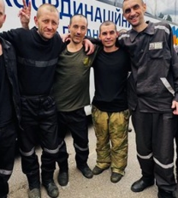 Україна звільнила з полону ексмера Херсона Володимира Миколаєнка та журналіста Дмитра Хилюка