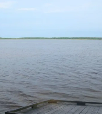 700 гектарів водойми на кордоні двох країн: волиняни і білоруси ділять озеро