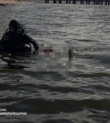 Водолази ДСНС виявили у воді тіло дитини