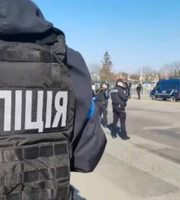 Главное за 24 августа: украинцев &quot;пакуют&quot; на блокпостах, уклонисты столкнуться с опасностью, а пенсию придется вернуть