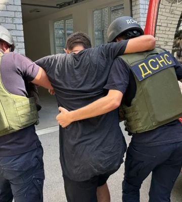 Россияне атаковали пожарных в Покровском: ранен спасатель. ФОТО