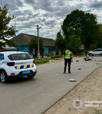 На Одещині легковик під час маневру «підставився» під мотоцикл, водій якого загинув на місці ДТП