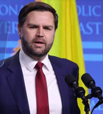 Трамп не буде садити Росію та Україну за стіл переговорів силою, - Венс