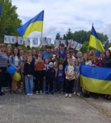 Громада на Волині зустріла захисника, якого звільнили з російського полону