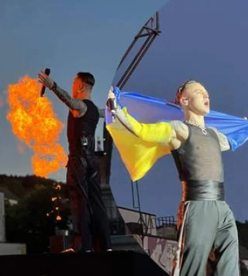 Зустріч з фанами й анонс четвертого Палацу спорту: у Львові відгримів концерт Артема Пивоварова