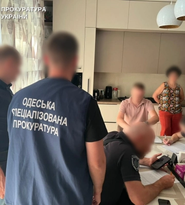 В Одесі військовим Нацгвардії постачали неякісні продукти: колишній керівниці фірми-постачальника повідомили про підозру