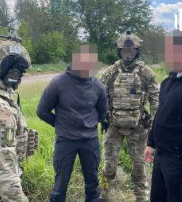В Донецкой области военнослужащий пытался продать оружия более чем на 1,7 млн гривен — ГБР