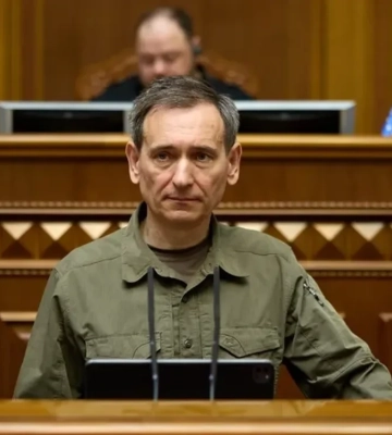Виїзд за кордон чоловіків до 24 років: Веніславський розповів, коли законопроєкт можуть розглянути на комітеті та в Раді
