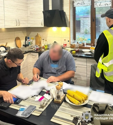 Фермери Житомирщини вирощували зерно на радіоактивній землі - оголошено підозру шістьом особам. ВIДЕО