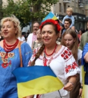 Україна — це любов: у Миколаєві відбувся марш вишиванок