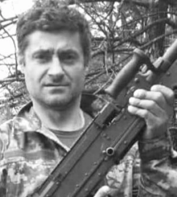 Життя обірвалось внаслідок поранень: на Волині прощатимуться з Героєм Андрієм Манойлом