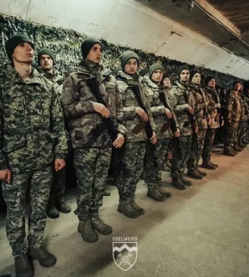 «Надо защищать Донецкую область, чтобы завтра не пришлось защищать Волынь»: история 18-летнего добровольца Сергея