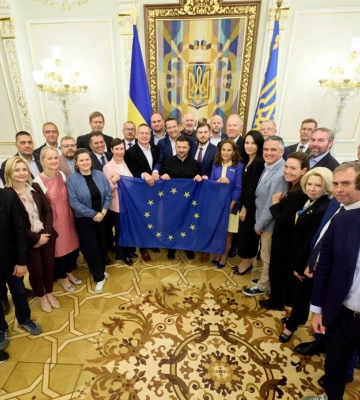 Зеленський зустрівся з делегацією United for Ukraine: обговорили безпекові гарантії та відбудову