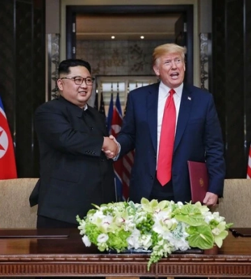 Трамп заявив, що хоче зустрітися цього року з Кім Чен Ином