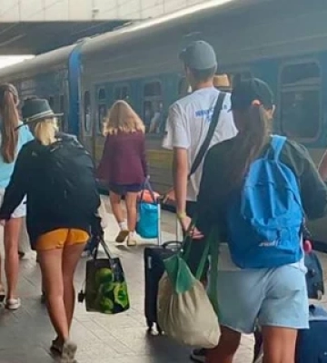 В Укрзалізниці заявили про зниження ажіотажу - купити квитки на потяг стало простіше