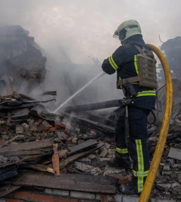 Рятувальники ліквідували пожежі після російської атаки на Суми та Бездрицьку громаду