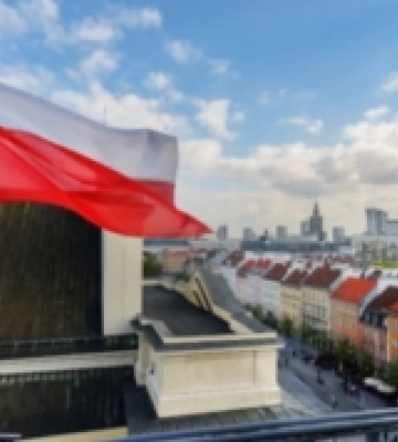 Київ реагуватиме на політизовані рішення щодо української символіки в Польщі – джерело