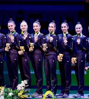 Миколаївська гімнастка Валерія Перемета у складі збірної України здобула бронзу Чемпіонату світу