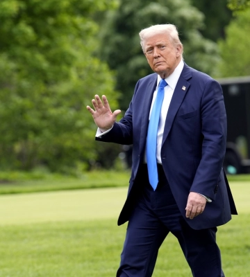 Reuters: США відправляють ракетний крейсер та атомну субмарину до Латинської Америки
