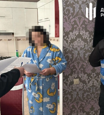 До 8 років ув’язнення засуджено зрадницю, яка погодилася стати &quot;інспекторкою колонії&quot; під час окупації Херсонщини, - ДБР. ФОТО