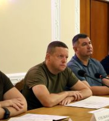 На Волині обговорили розвиток освітньої інфраструктури: укриття, харчоблоки та шкільні автобуси