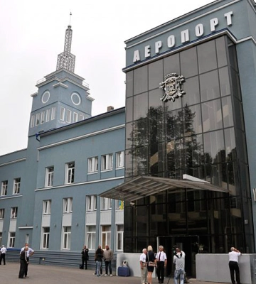 На ремонті злітно-посадкової смуги в Чернівцях розтратили понад 3,3 млн грн