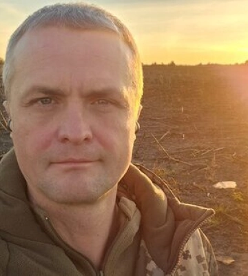 РФ дронами паралізує трасу Херсон-Миколаїв, президент має скликати РНБО, - Ігор Луценко