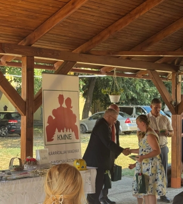 Спілка закарпатських угорських багатодітних сімей вручила нагороди переможцям творчого конкурсу