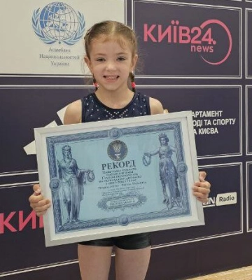 Спортивна гімнастка зі Львівщини у 5 років встановила третій рекорд України
