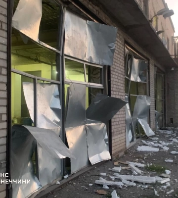 Фото: Росіяни обстріляли пожежну частину на Донеччині